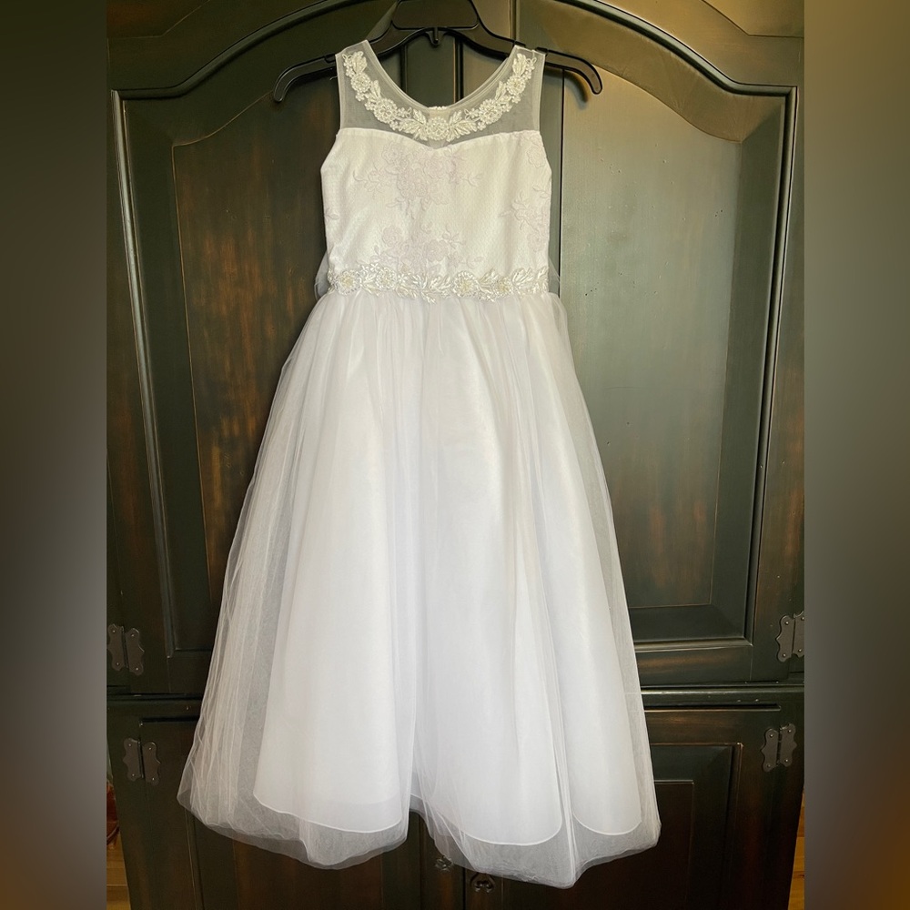 JOYKIDS Dress Sz 10 Special Occasion Flower Girl Lace Beaded Lace Tie Back